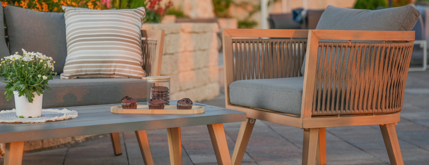 Meble Outdoorowe 2024 - Trendy i inspiracje