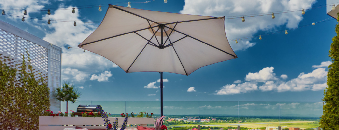 Jak czyścić i impregnować parasol ogrodowy