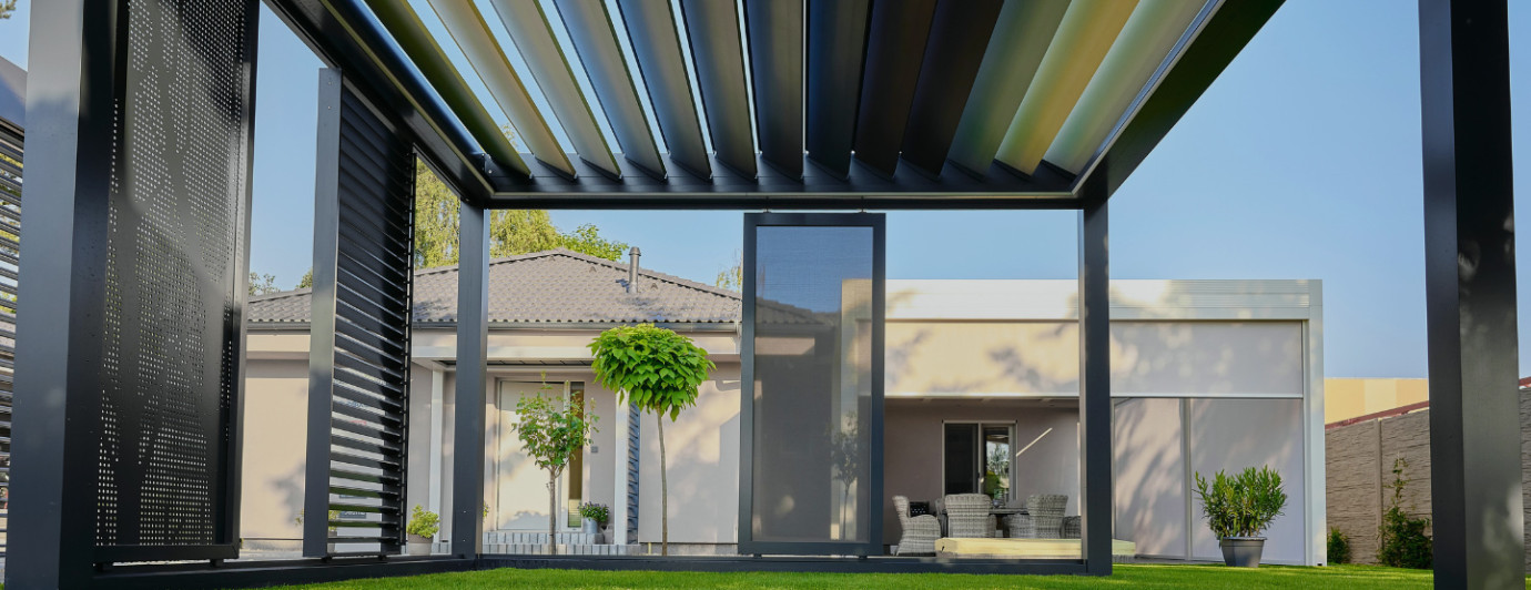 pergola bioklimatyczna-dlaczego-warto-miec