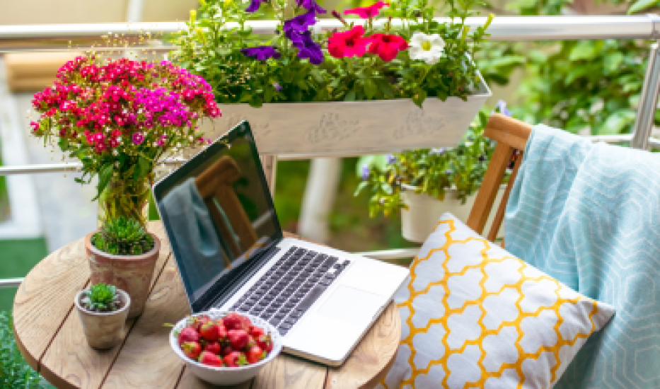 Home office na balkonie