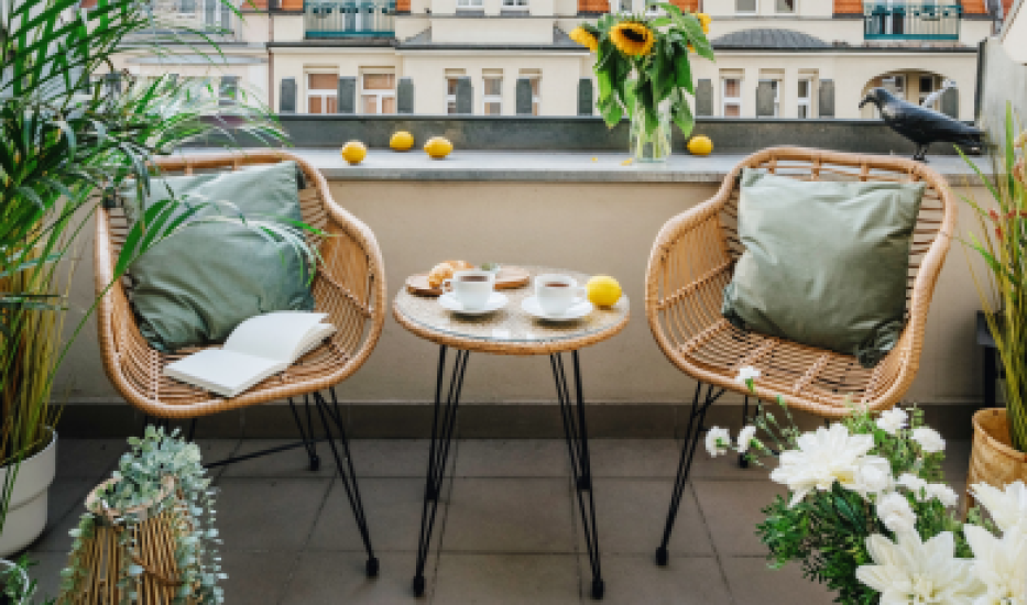 Loggia a balkon. Czy wiesz czym się różnią?