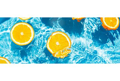 Jak witamina C wpływa na jakość wody w basenie?