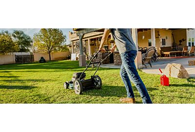 Najlepsze narzędzia do pielęgnacji trawnika