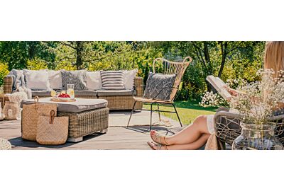 Meble rattanowe - czym jest rattan?