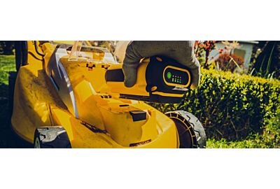 Zalety narzędzi ogrodowych z akumulatorem