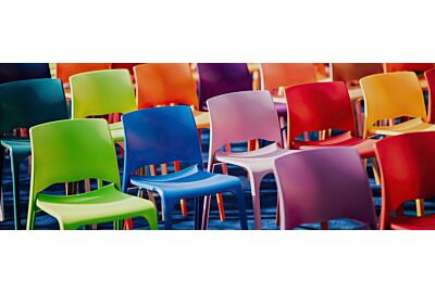 Jakie meble cateringowe są najlepsze do organizacji eventów i przyjęć?