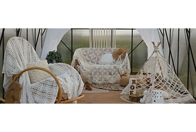 Ogród zimowy: jak zaaranżować szklarnię w ogrodzie?