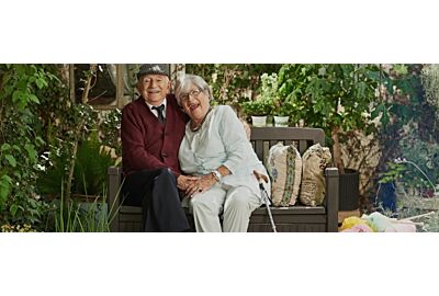 Skrzynia ogrodowa z siedziskiem