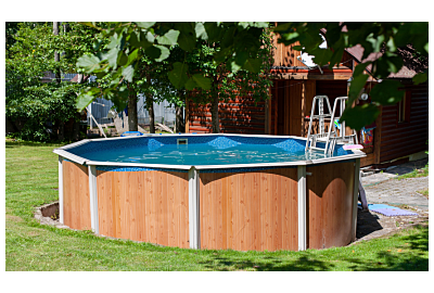 Całoroczny basen ogrodowy: czy warto w niego zainwestować?