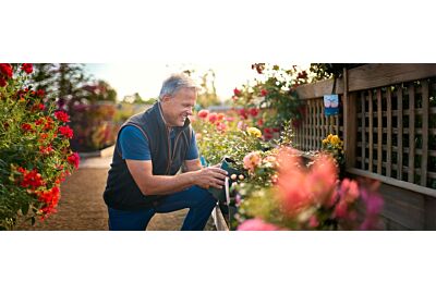 Co kupić tacie, który lubi majsterkować? Garaż, domek, zestaw narzędzi