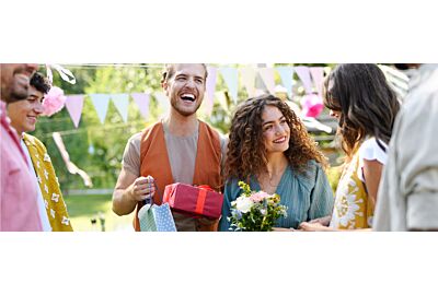 Najlepsze prezenty dla miłośników ogrodów – przewodnik zakupowy