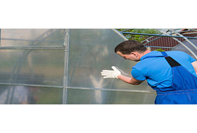 Montaż szklarni – najczęstsze błędy i jak ich uniknąć