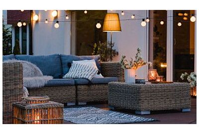 Ogród jako miejsce relaksu – jak stworzyć idealną strefę odpoczynku?