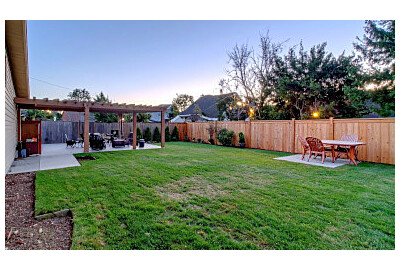 Ogród pyta, Focus odpowiada #3: Jak zagospodarować przestrzeń przy płocie? Praktyczny przewodnik z inspiracjami