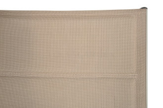 Materiał w kolorze Taupe