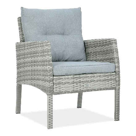 szary fotel pokryty plecionką z technorattanu CORTINA z poduchami