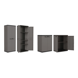Grafika przedstawiająca zestaw szafek ogrodowych w kolorze grafitowym – wysoka i niska szafka z zamkniętymi oraz otwartymi drzwiami, widoczne półki wewnątrz.