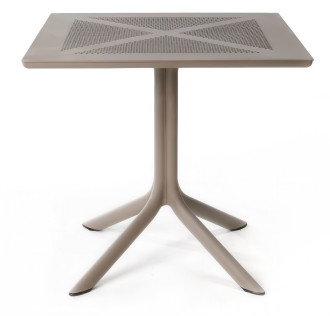 Kwadratowy stół ogrodowy w kolorze taupe z perforowanym blatem i stabilną podstawą na czterech nogach.