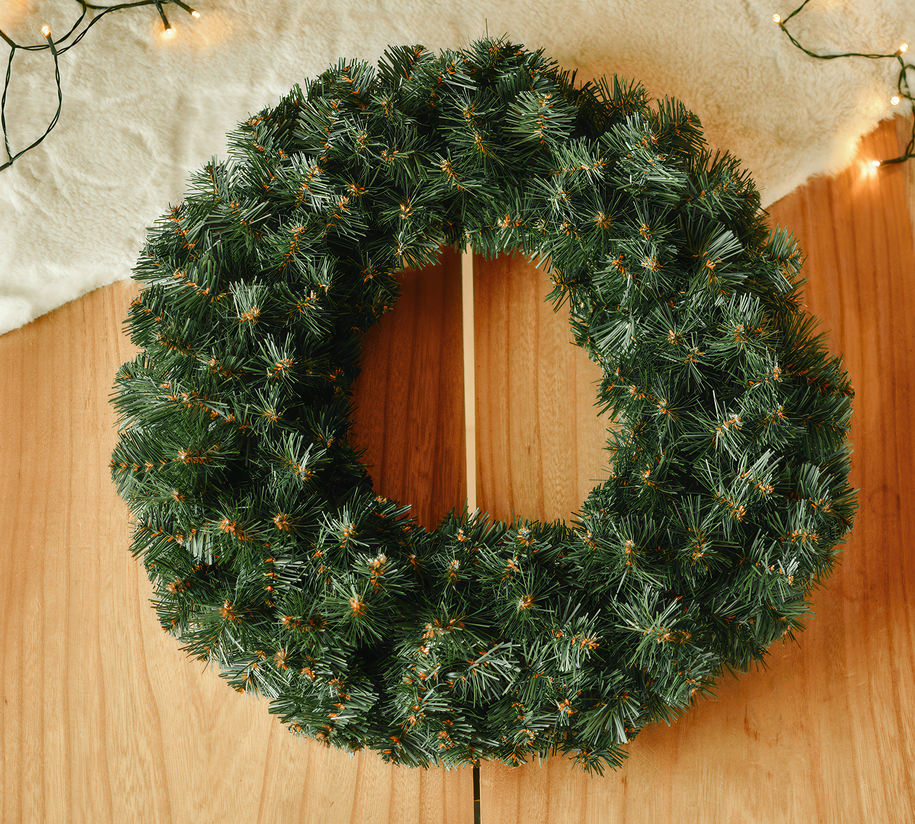 gęsty wianek świerkowy FIRLET o średnicy 120cm 