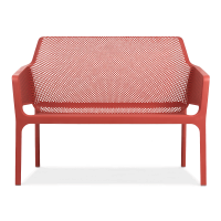 czerwona ławka balkonowa