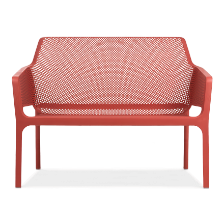 czerwona ławka balkonowa