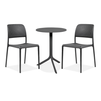 czarny zestaw balkonowy z dwoma krzesłami i stolikiem