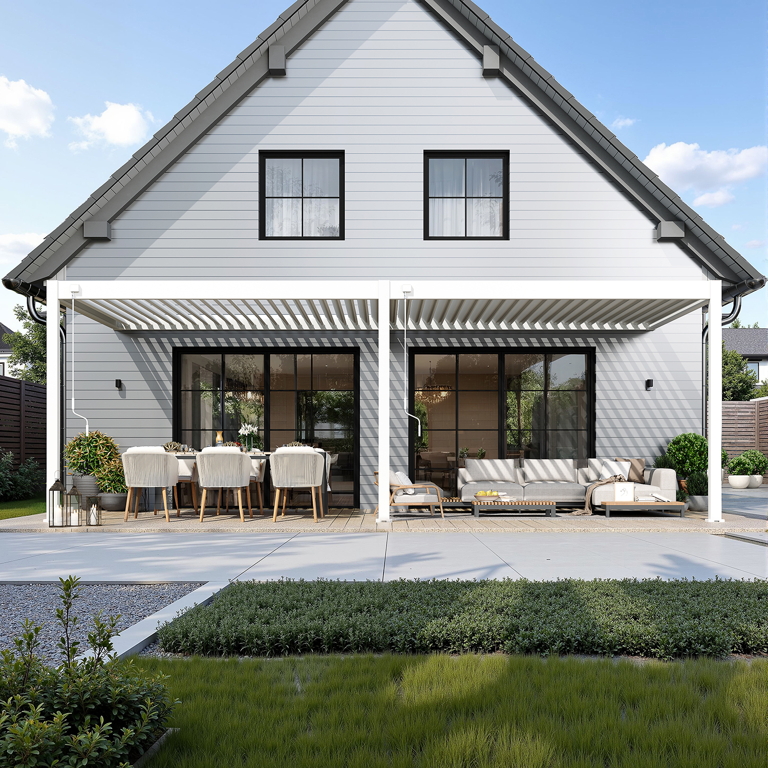 Biała pergola jako nowoczesne zadaszenie tarasu przy domu z ogrodem