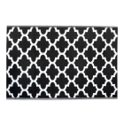 czarno biały dywan tarasowy