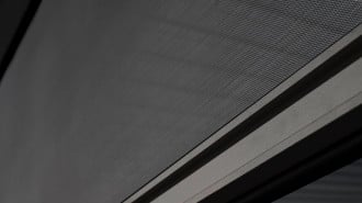 Detale rolety opuszczanej do pergoli Premium 3m Anthracite Gutroof (2)