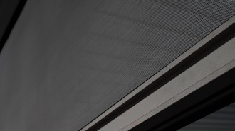 Detale rolety opuszczanej do pergoli Premium 4m Anthracite Gutroof (2)