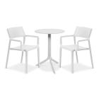 biały zestaw dwóch krzeseł i stolika