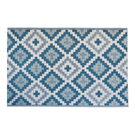 Dywan outdoor w geometryczny wzór rombów w odcieniach niebieskiego, bieli i szarości, widok z góry