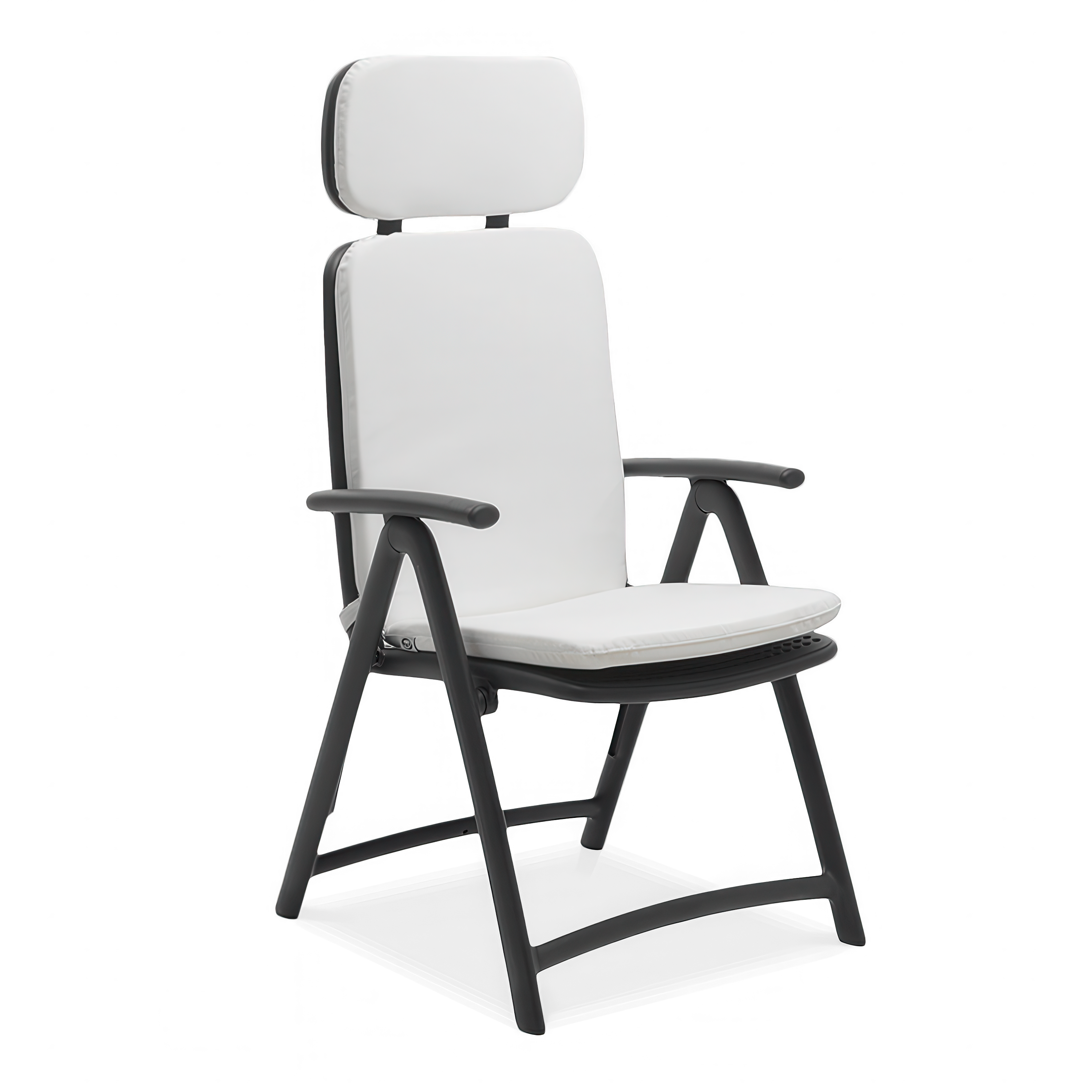 Biała poduszka na krzesło ogrodowe