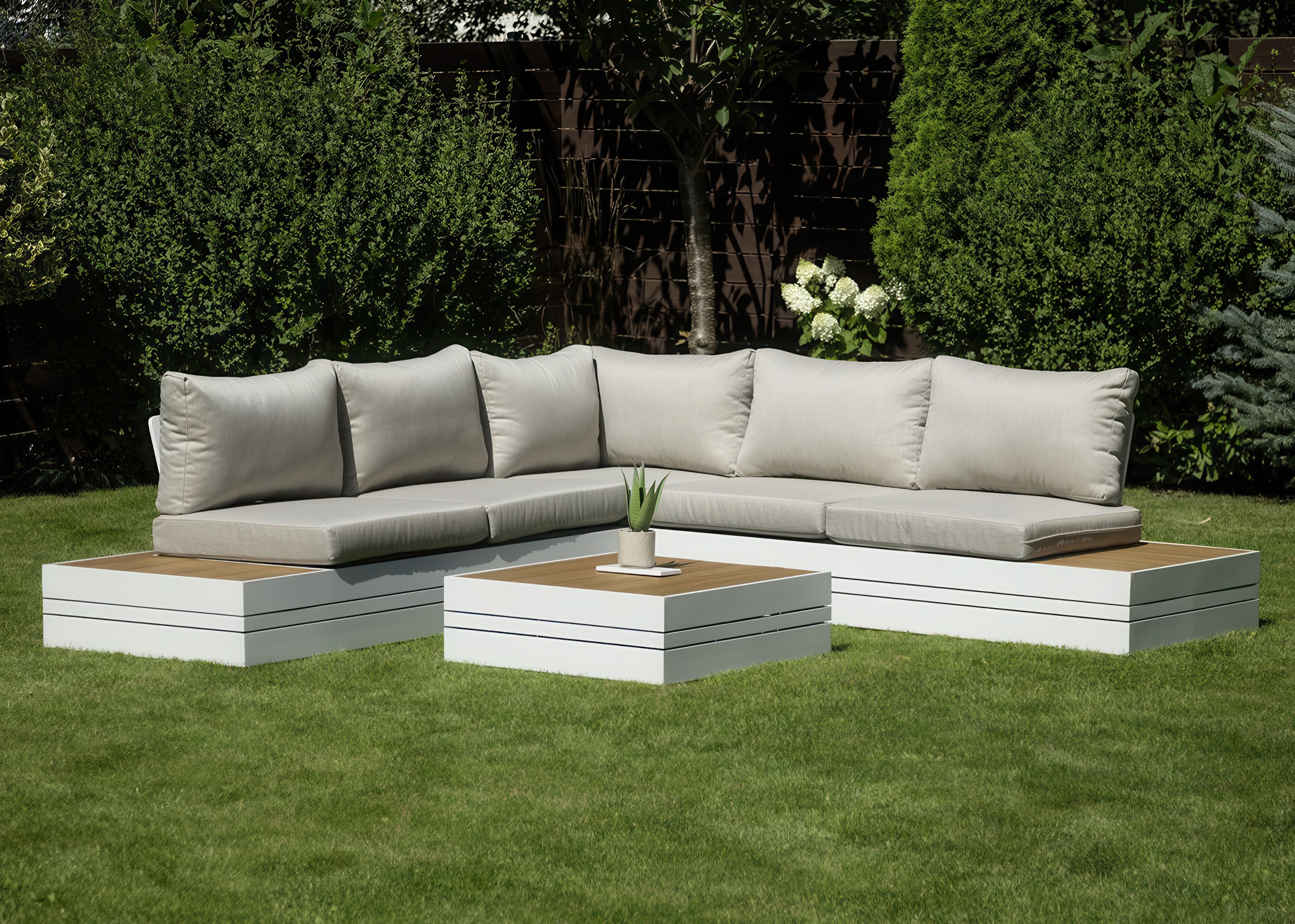 Narożnik ogrodowy MARVEL White - Focus Garden