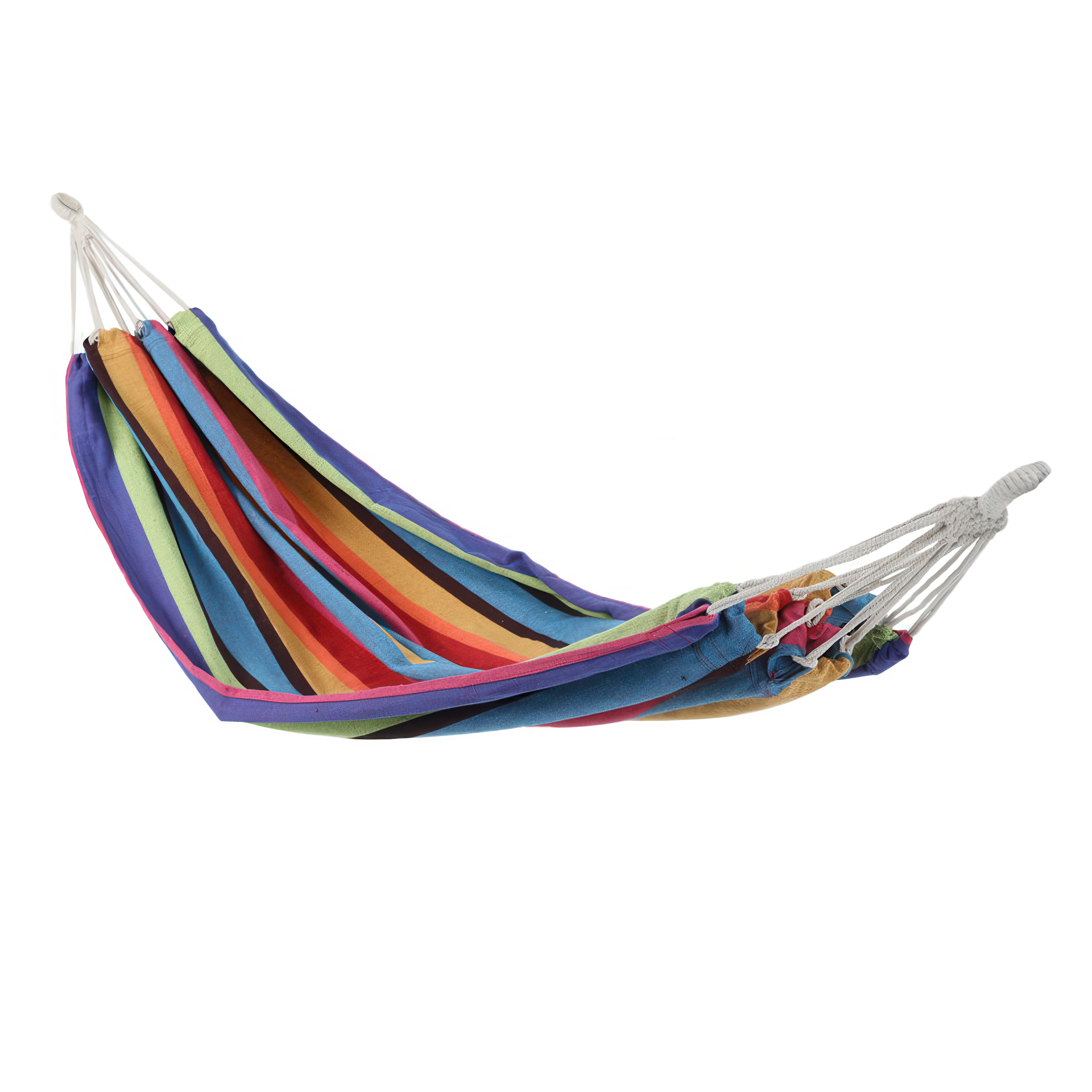 wiszący hamak zanzibar na tle plaży 