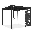 pojedynczy antracytowy panel żaluzjowy poziomy przymocowany do pergoli