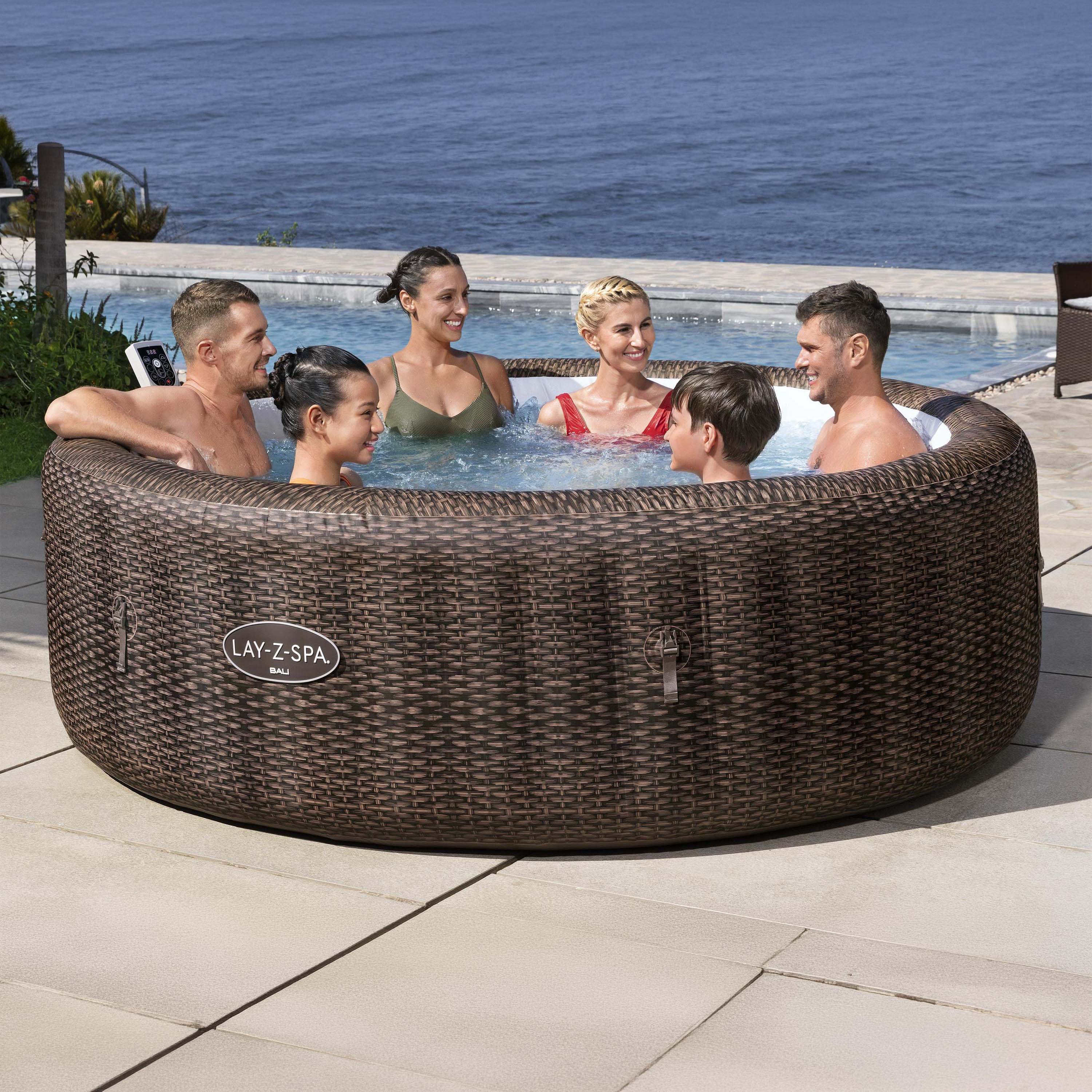 Jacuzzi dmuchane LAY-Z-SPA® BALI SMART AIRJET™ dla 5-7 osób Brown Rattan Round - BESTWAY 6001P 