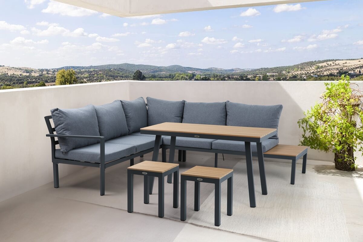 Aranżacja ogrodu z meblami jadalnianymi Hamilton