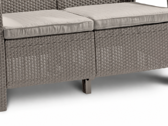 Nogi w sofie Corfu Love Seat