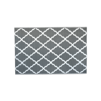 dywan zewnętrzny w kolorze szaro białym