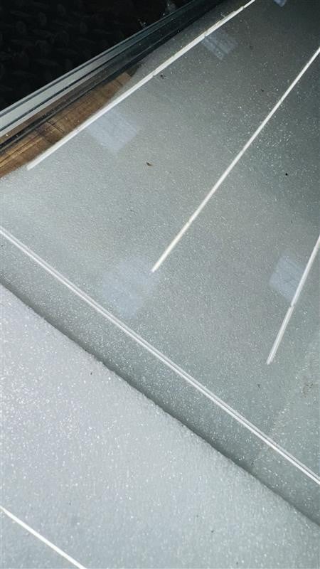 OUTLET Przesuwny panel szklany do pergoli ELEGANCE/DELUXE/FUSION 4m White - Gutroof – zdjęcie egzemplarza