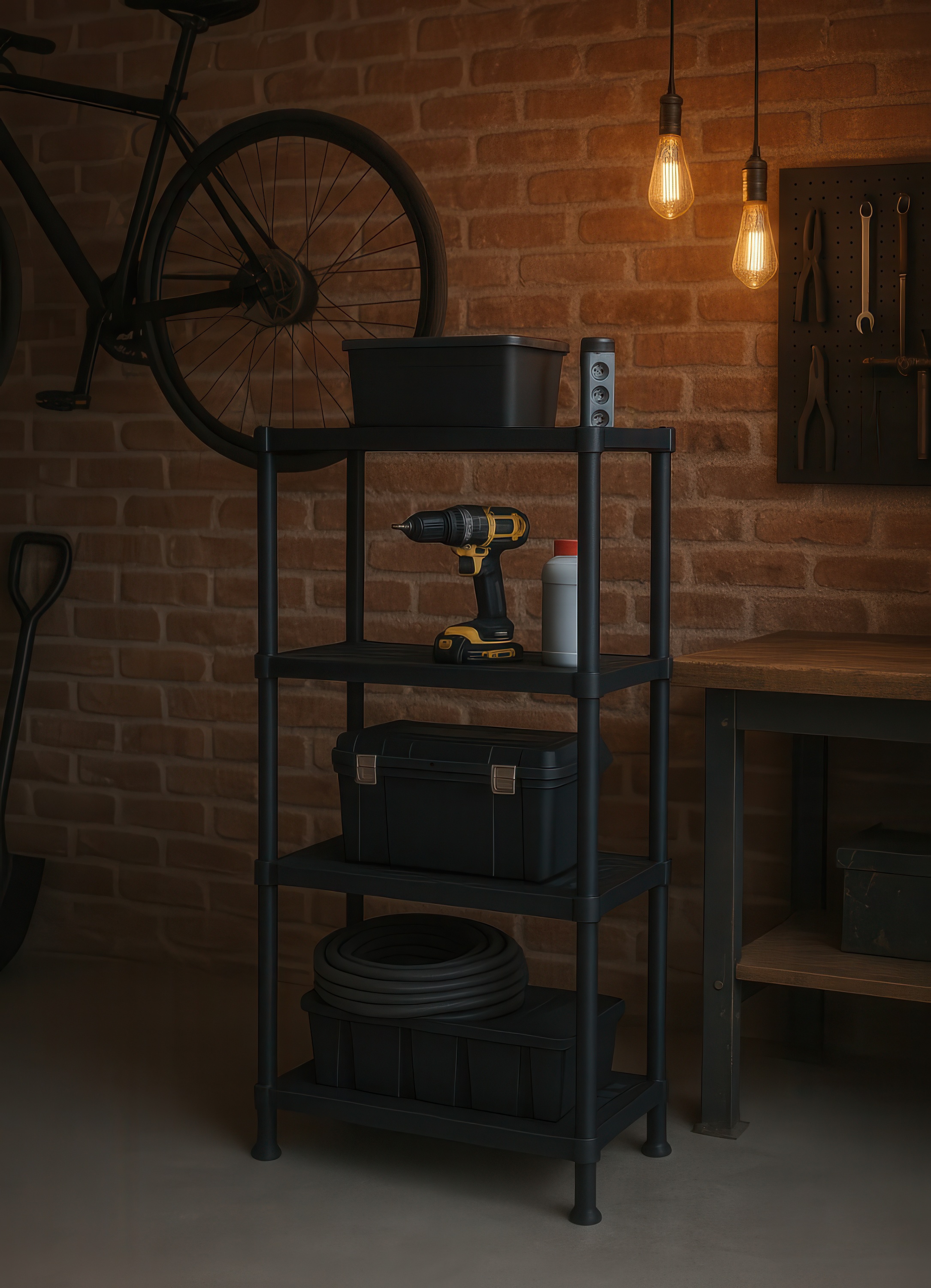 Стелаж Plus Shelf 60/4 KETER у майстерні