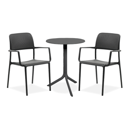czarny zestaw dwóch krzeseł i stolika na taras