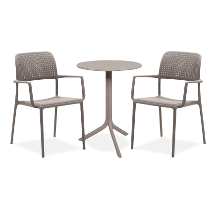 zestaw krzeseł i stolika w kolorze brązowym na balkon lub taras