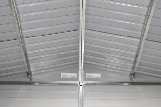 Metalowa konstrukcja dachu wewnątrz domku na narzędzia MONTREAL 277x259cm