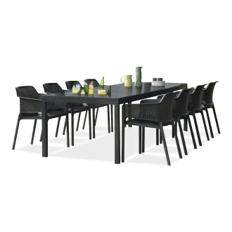 zestaw mebli jadalnianych na taras z krzesłami i stołem