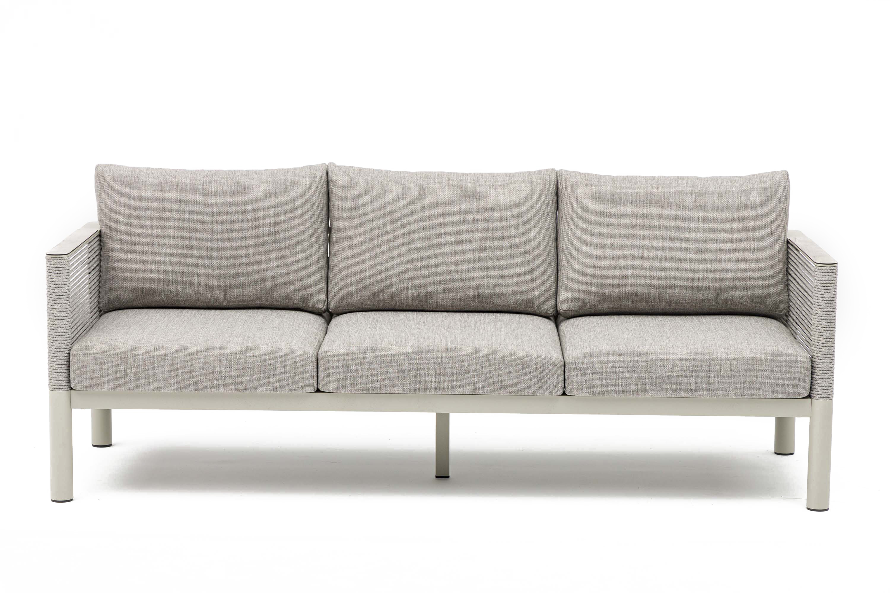 Trzyosobowa sofa z zestawu mebli ogrodowych Geneva Premium Melange Grey w kolorze szarym z podłokietnikami wykończonymi liną