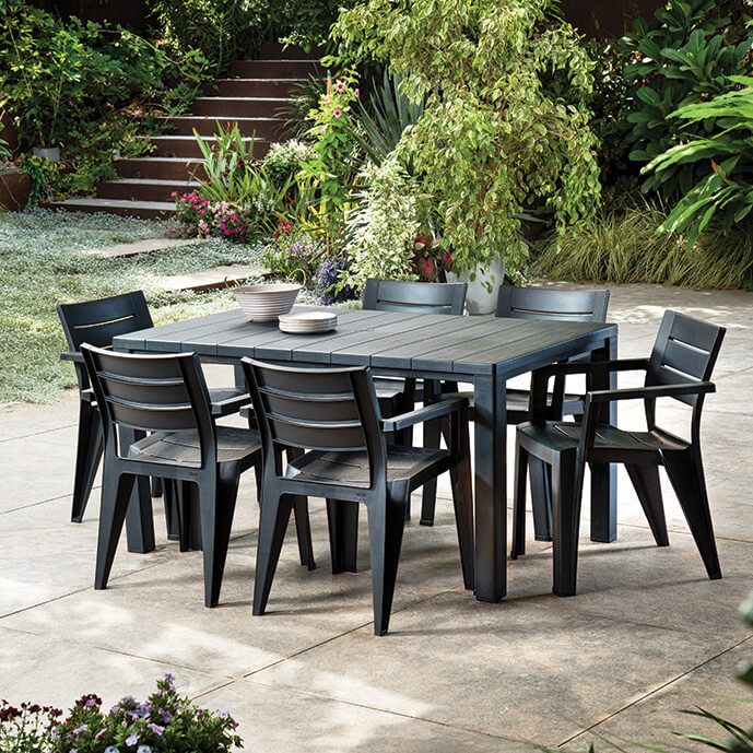 Zestaw jadalniany na taras dla sześciu osób - JULIE 6+1 Graphite - Keter - Aranżacja