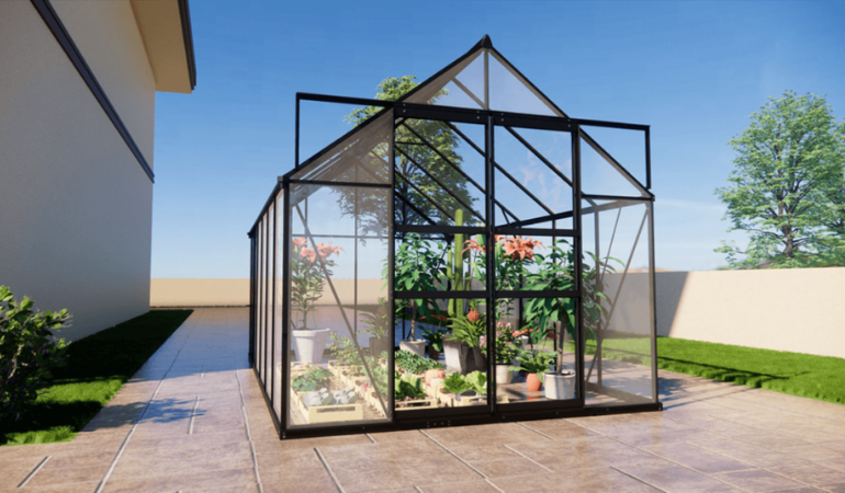 szklarnia ogrodowa zaaranżowana jako oranżeria z uprawą kwiat&oacute;w 