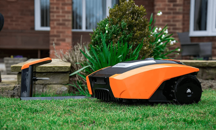 Kosiarka samojezdna z aplikacją EasyMow 42W YF-RE260 - YARD FORCE